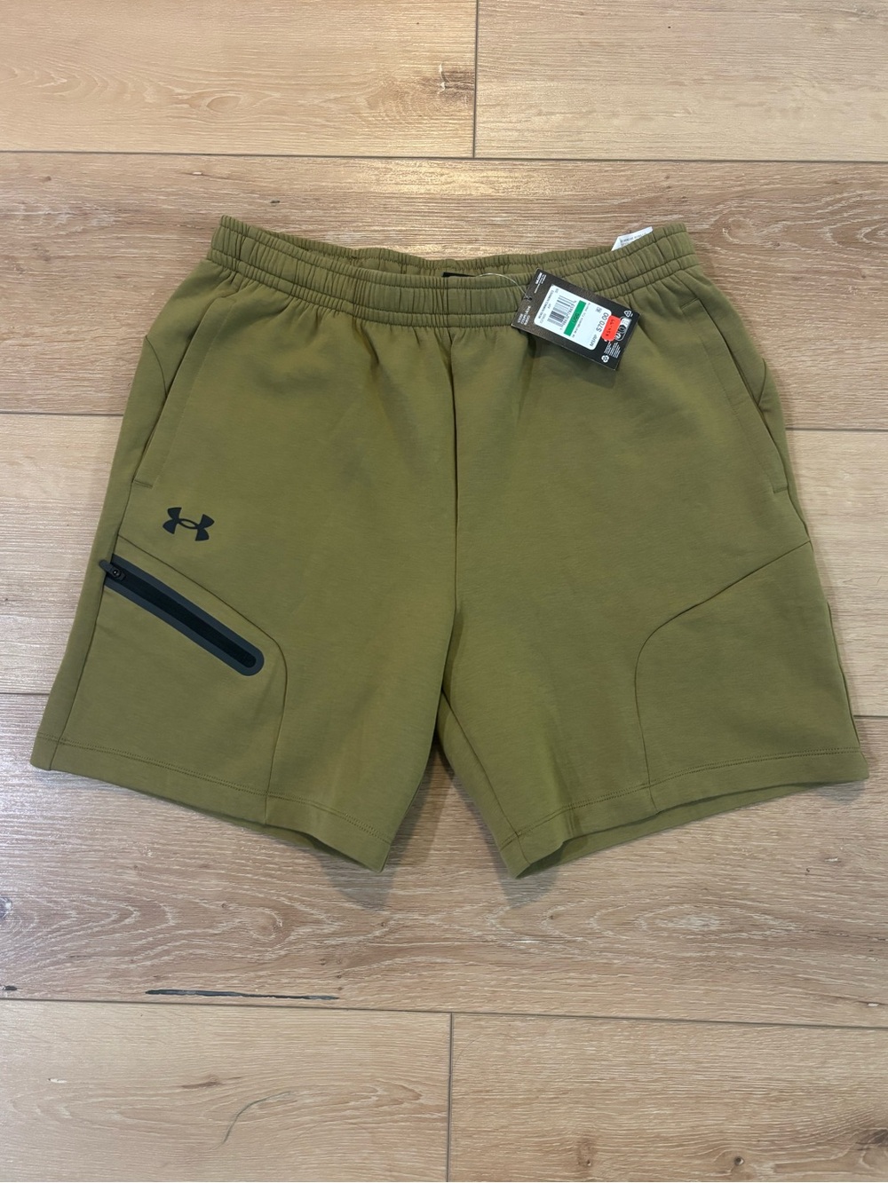 Men’s Under Armour Shorts NWT Large